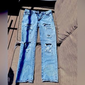 Ripped boyfriend jeans